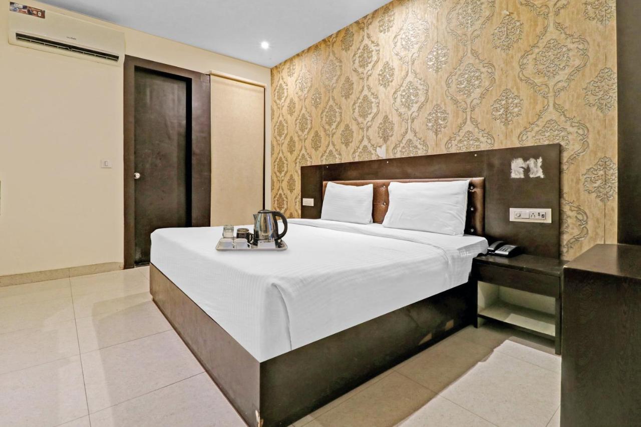 Oyo 23368 Boutique Hotel Paragon Νέο Δελχί Εξωτερικό φωτογραφία