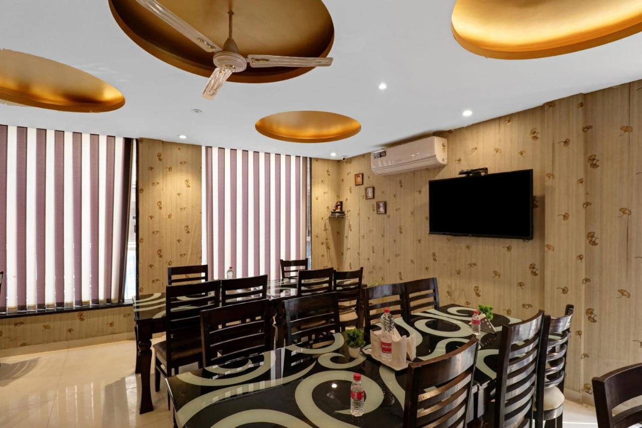 Oyo 23368 Boutique Hotel Paragon Νέο Δελχί Εξωτερικό φωτογραφία