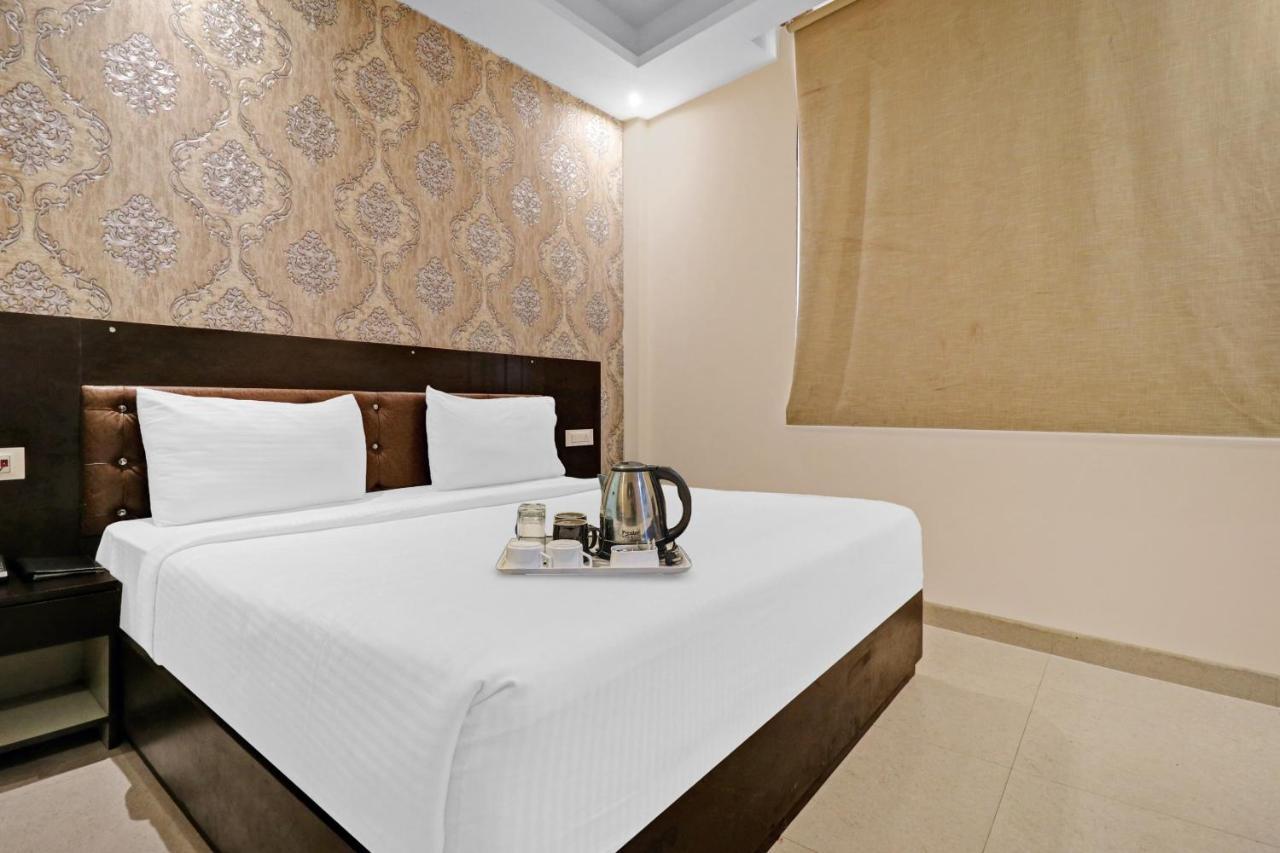 Oyo 23368 Boutique Hotel Paragon Νέο Δελχί Εξωτερικό φωτογραφία