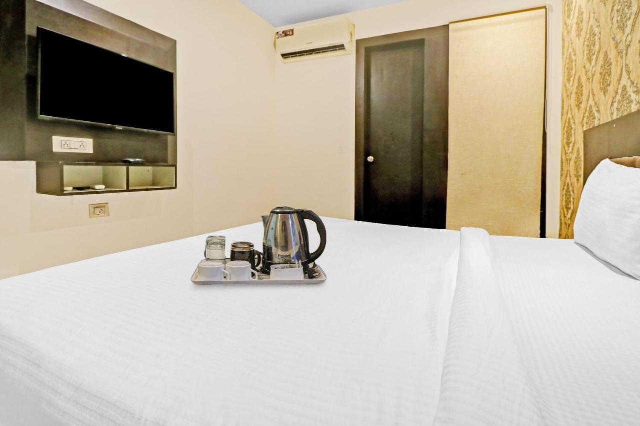 Oyo 23368 Boutique Hotel Paragon Νέο Δελχί Εξωτερικό φωτογραφία