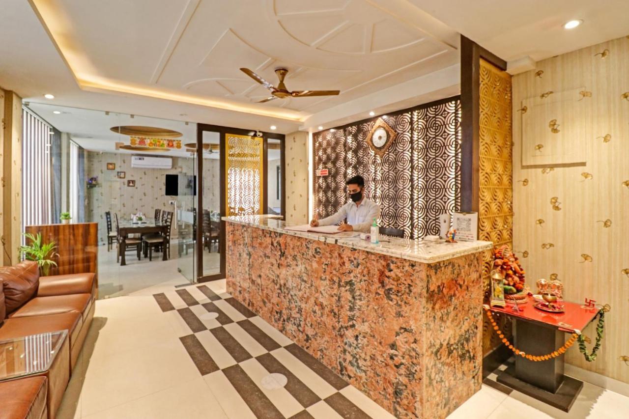 Oyo 23368 Boutique Hotel Paragon Νέο Δελχί Εξωτερικό φωτογραφία